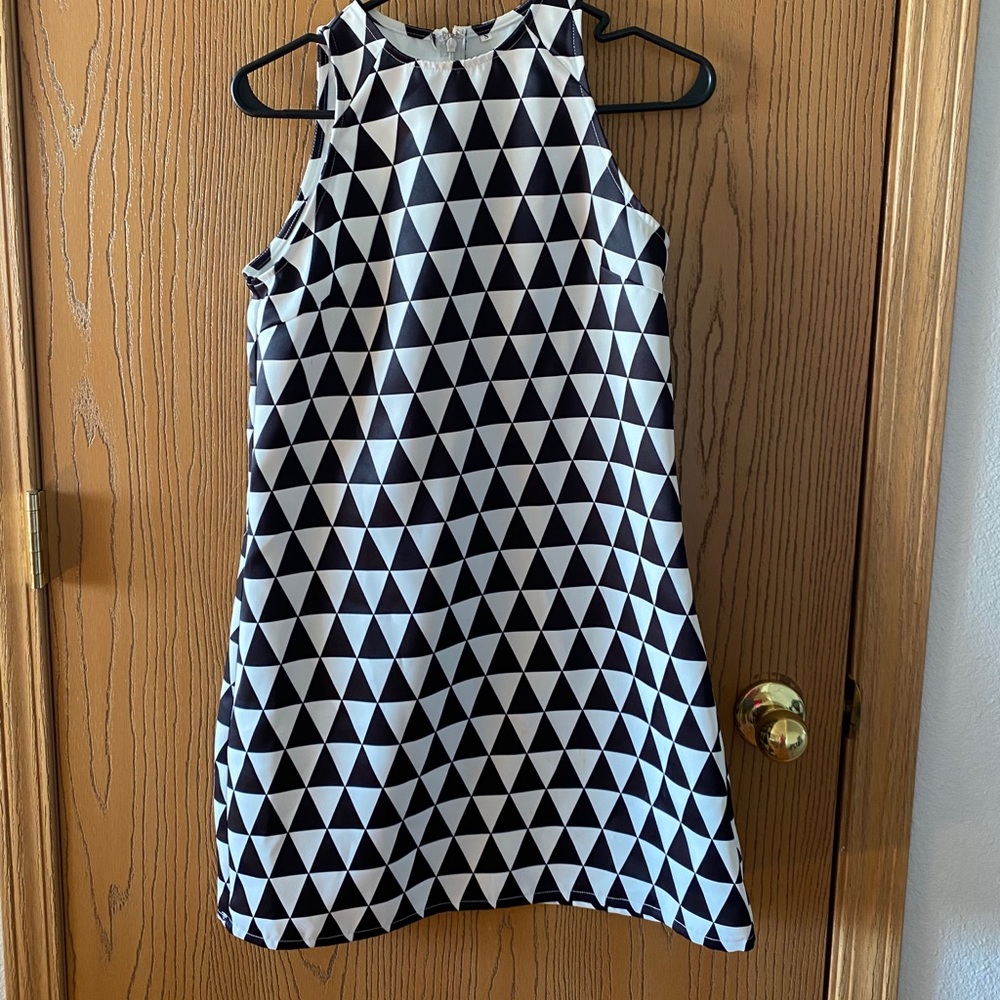 Black & white dress